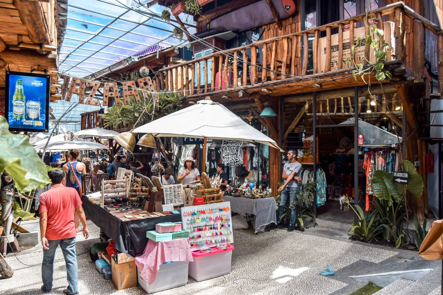 Shopping and Markets in Canggu