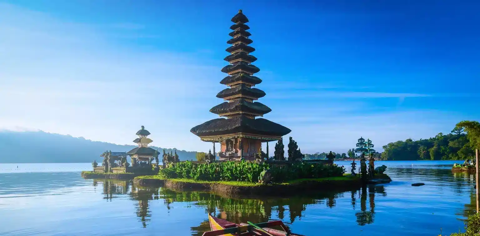 Bali private car charter and airport transfer with local driver